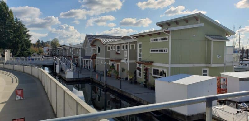float homes along the marina docks