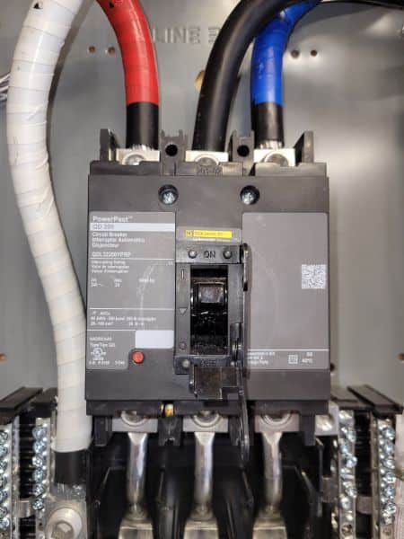 power cable connections
